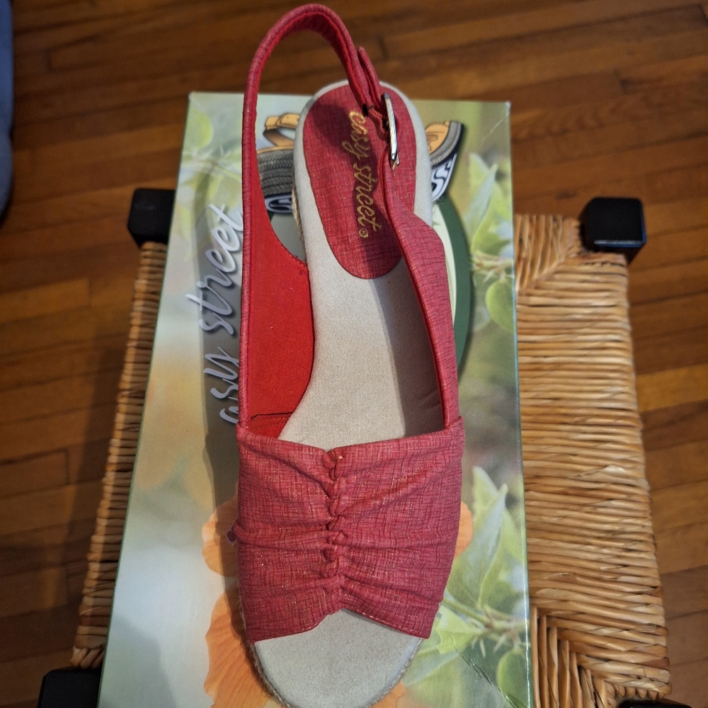 Easy Street Kindly Espadrille Red Met Print Sandals Women 9.5 W New